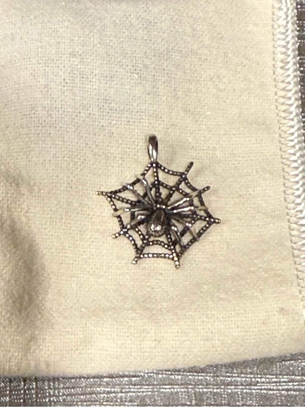 Arrok intricate spider